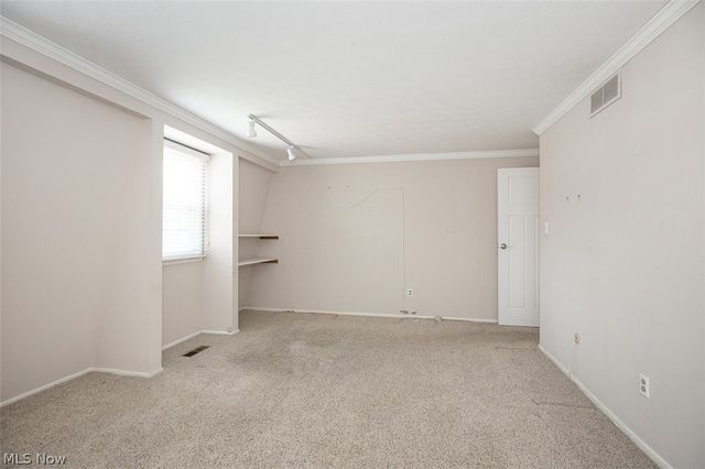 5866 Ogilby Drive, Hudson, OH 44236