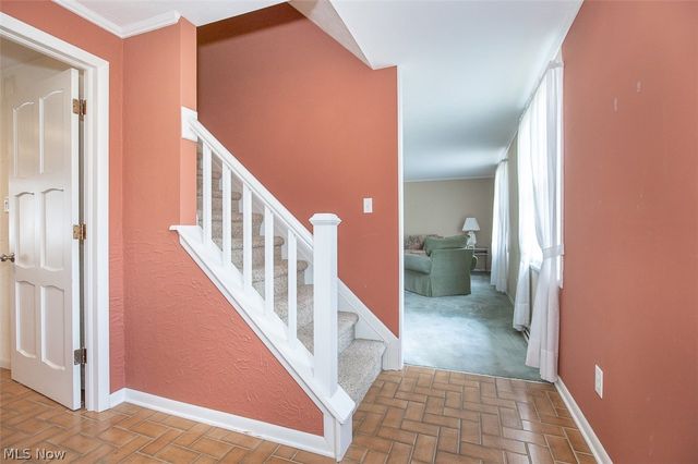 5866 Ogilby Drive, Hudson, OH 44236