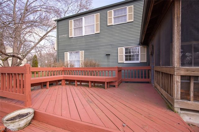 5866 Ogilby Drive, Hudson, OH 44236