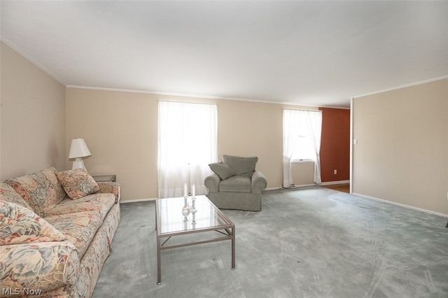 5866 Ogilby Drive, Hudson, OH 44236