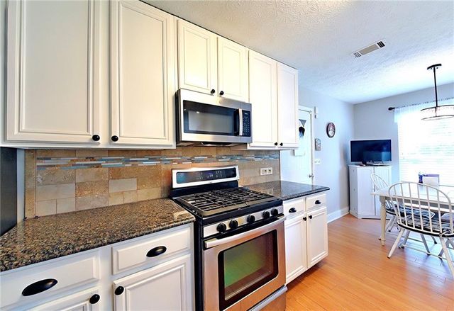 2722 Inverloch Circle, Duluth, GA 30096
