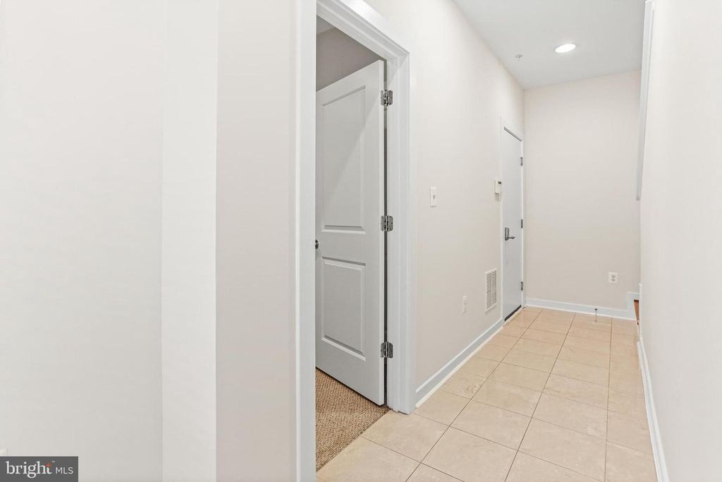 23 YOGURT LN, Baltimore, MD 21231
