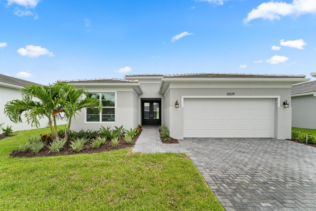 10129 SW Carnelian Street, Port St Lucie, FL 34987