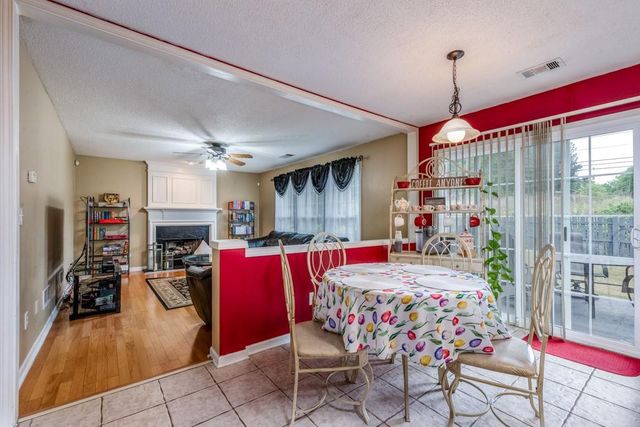 660 Glenbarrett Court NE, Marietta, GA 30066