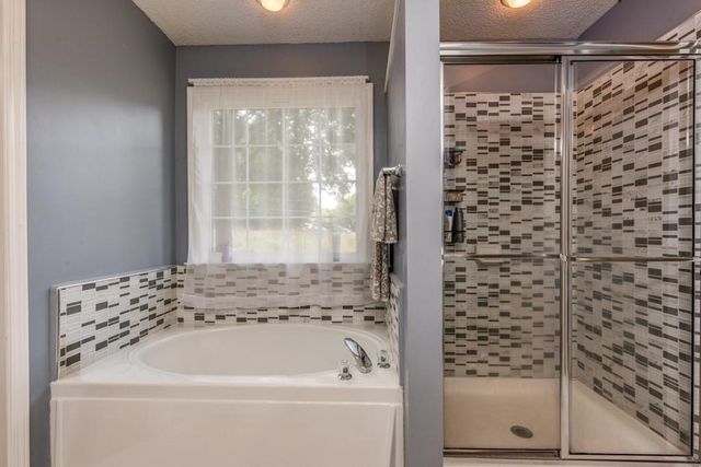 660 Glenbarrett Court NE, Marietta, GA 30066
