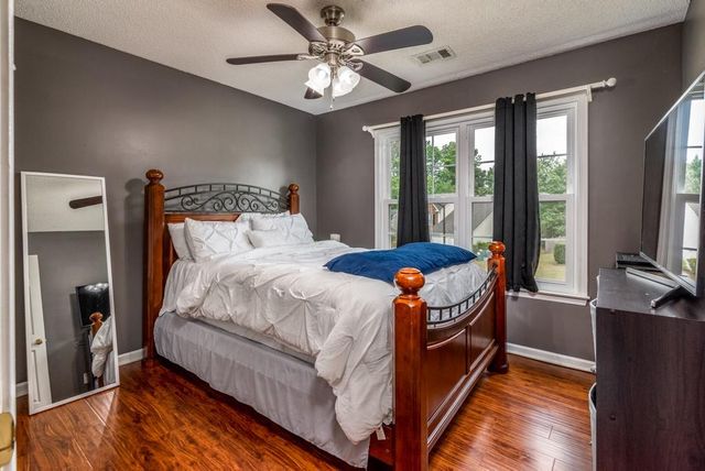 660 Glenbarrett Court NE, Marietta, GA 30066