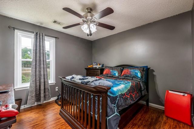 660 Glenbarrett Court NE, Marietta, GA 30066