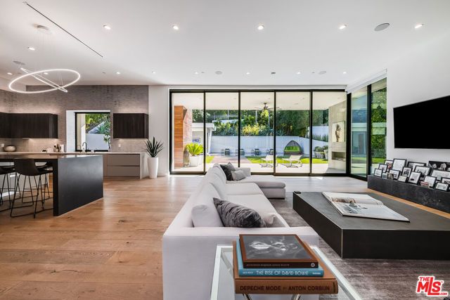 4530 Libbit Avenue, Encino (los Angeles), CA 91436