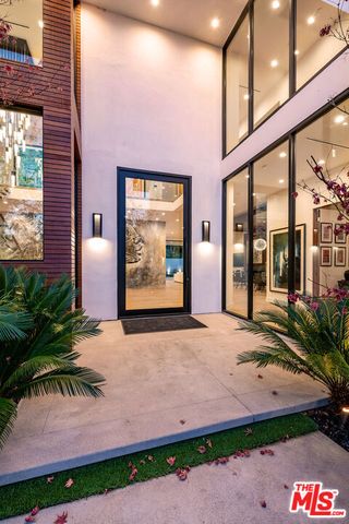 4530 Libbit Avenue, Encino (los Angeles), CA 91436