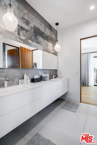 4530 Libbit Avenue, Encino (los Angeles), CA 91436