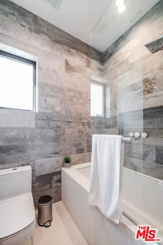 4530 Libbit Avenue, Encino (los Angeles), CA 91436