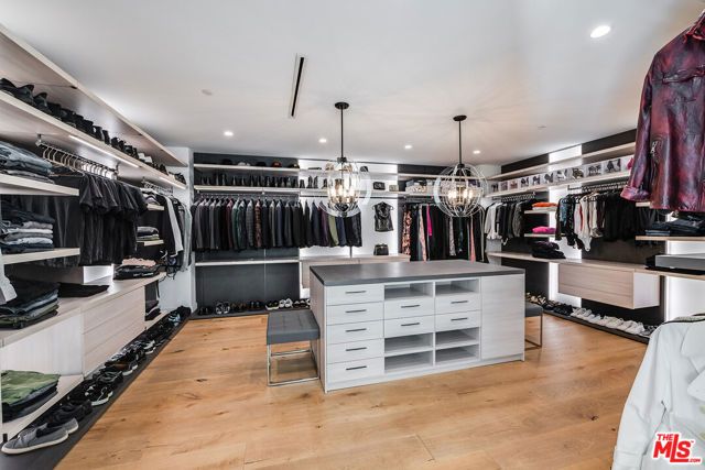 4530 Libbit Avenue, Encino (los Angeles), CA 91436