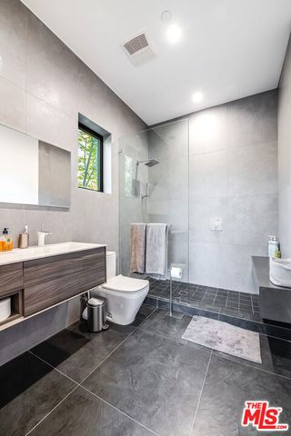 4530 Libbit Avenue, Encino (los Angeles), CA 91436