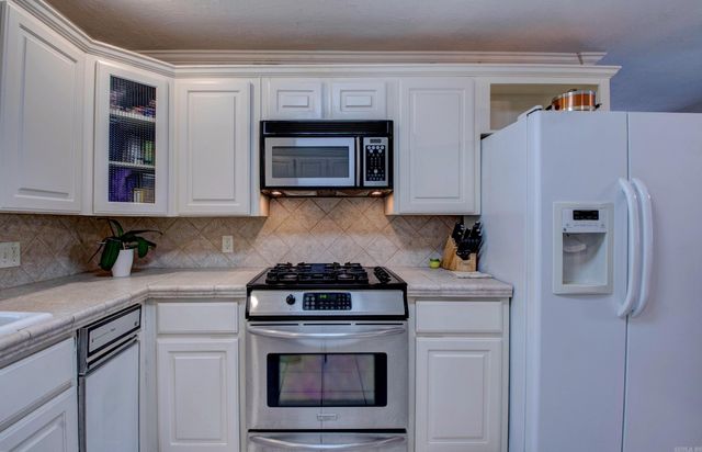 109 Winnwood Road, Little Rock, AR 72207