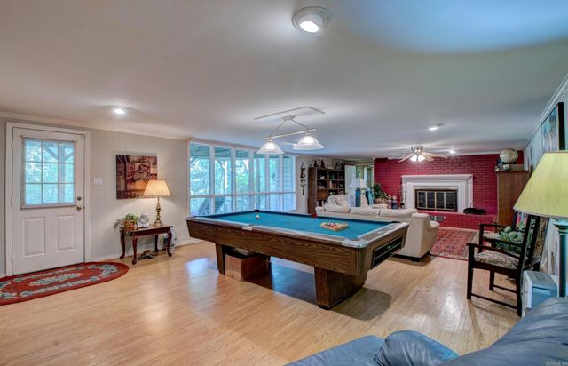 109 Winnwood Road, Little Rock, AR 72207