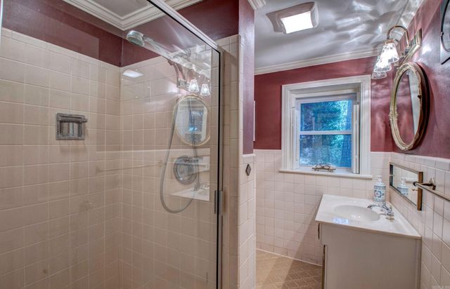 109 Winnwood Road, Little Rock, AR 72207