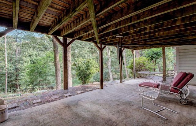 109 Winnwood Road, Little Rock, AR 72207