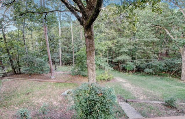 109 Winnwood Road, Little Rock, AR 72207