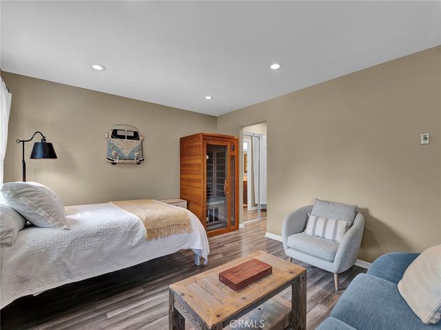 11813 Runnymede Street 44, North Hollywood, CA 91605