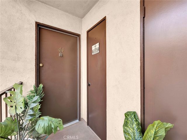 11813 Runnymede Street 44, North Hollywood, CA 91605