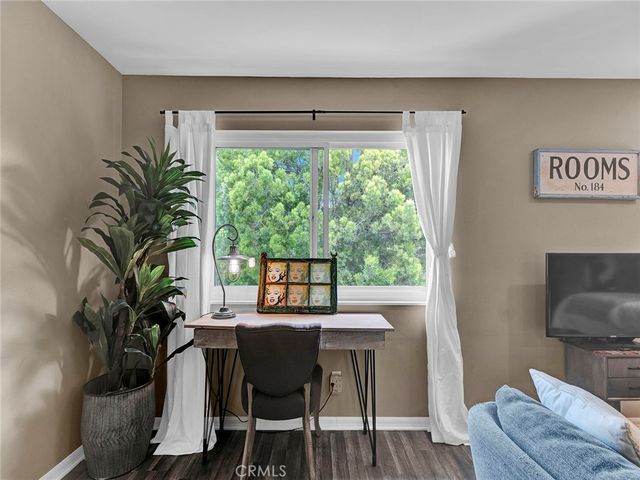 11813 Runnymede Street 44, North Hollywood, CA 91605