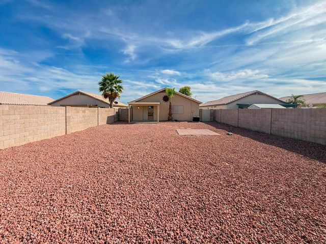 15724 W Smokey Drive, Surprise, AZ 85374