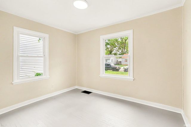 529 S Illinois Street, South Bend, IN 46619