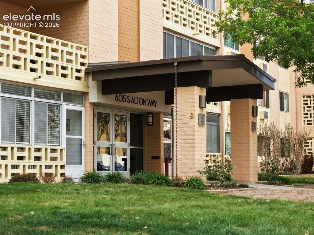 605 S Alton Way 12C, Denver, CO 80247 — exterior