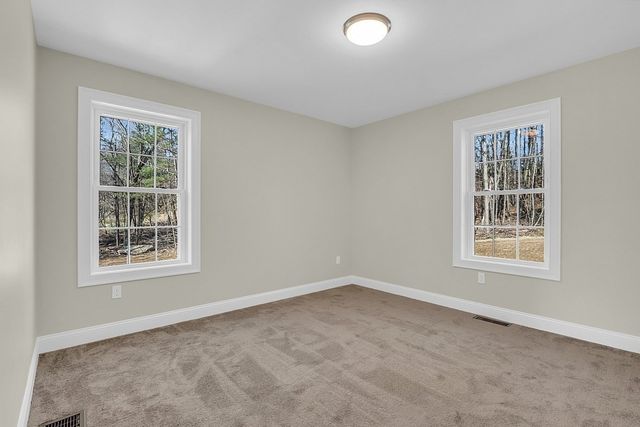 523 Alpine Rd Wachusett, Fitchburg, MA 01420