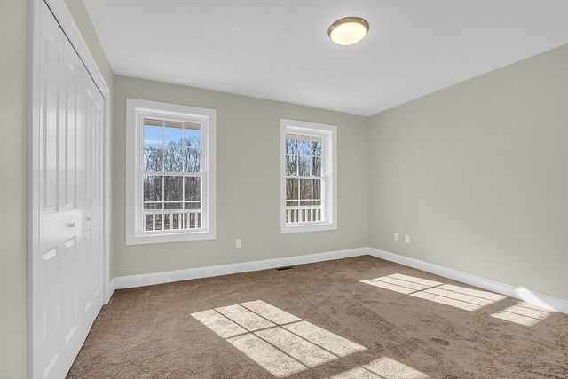 523 Alpine Rd Wachusett, Fitchburg, MA 01420