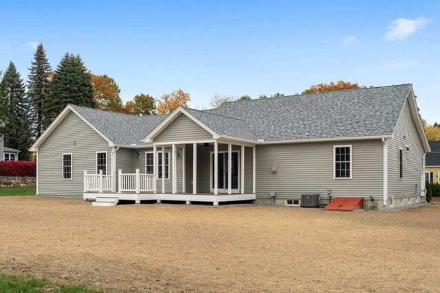 523 Alpine Rd Wachusett, Fitchburg, MA 01420