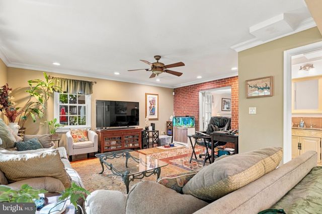 5419 SPRINGLAKE, Baltimore, MD 21212