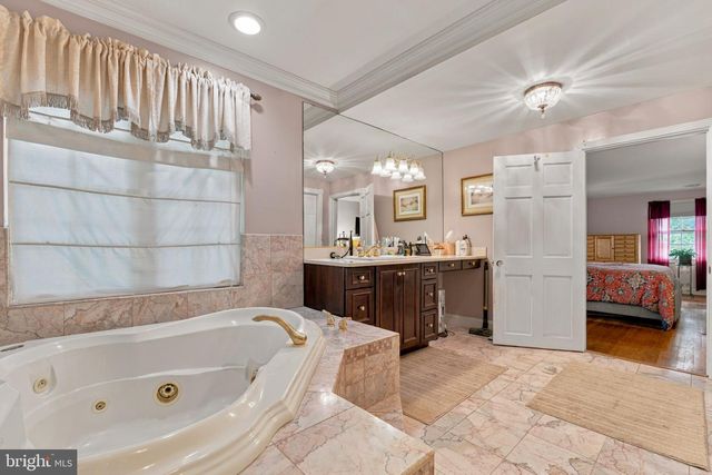 5419 SPRINGLAKE, Baltimore, MD 21212