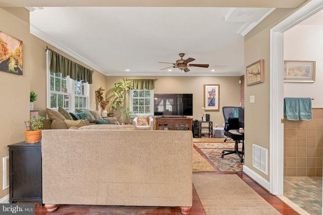 5419 SPRINGLAKE, Baltimore, MD 21212