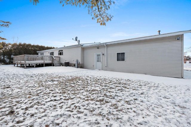 424 CARRIE LYNN AVENUE, Algoma, WI 54201