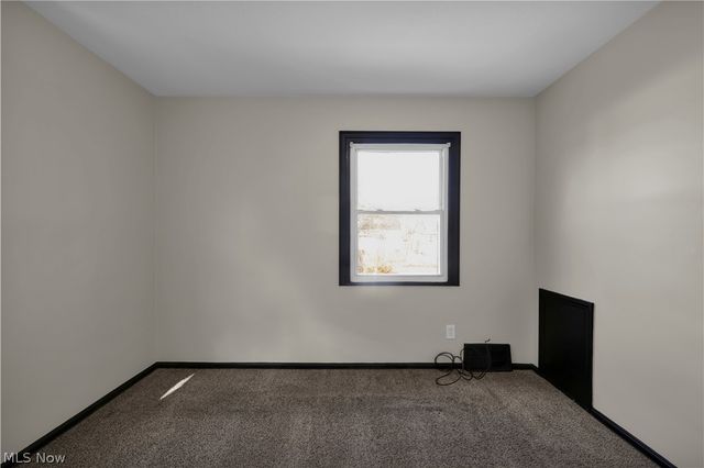 15705 Maplewood Avenue, Maple Heights, OH 44137