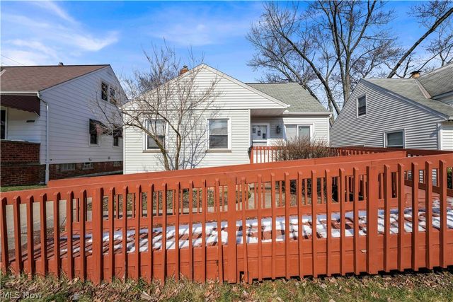 15705 Maplewood Avenue, Maple Heights, OH 44137