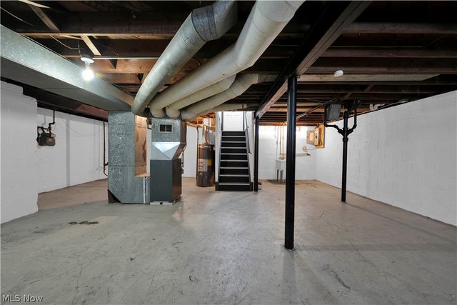 15705 Maplewood Avenue, Maple Heights, OH 44137