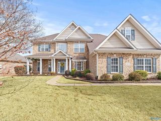 3215 Stone Path Lane SE, Owens Cross Roads, AL 35763