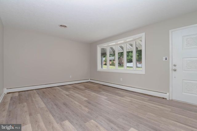 9825 RICHLYN DR, Perry Hall, MD 21128