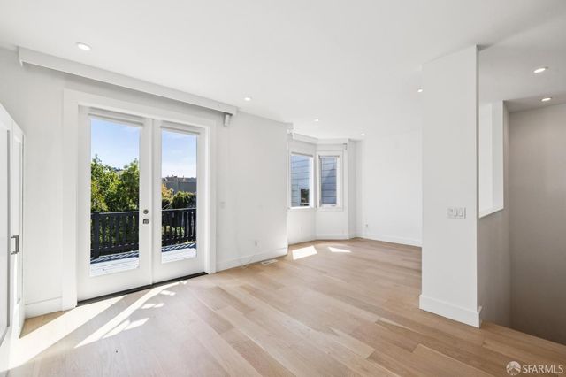 2977 21st Street 2977a, San Francisco, CA 94110