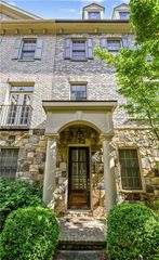 3668 Brookhaven Manor Crossing NE, Atlanta, GA 30319