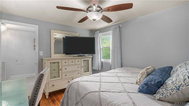 25 Villa Park, Cheektowaga, NY 14227