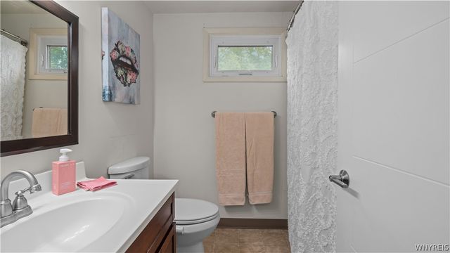 25 Villa Park, Cheektowaga, NY 14227