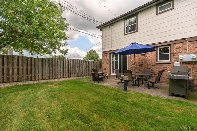 25 Villa Park, Cheektowaga, NY 14227