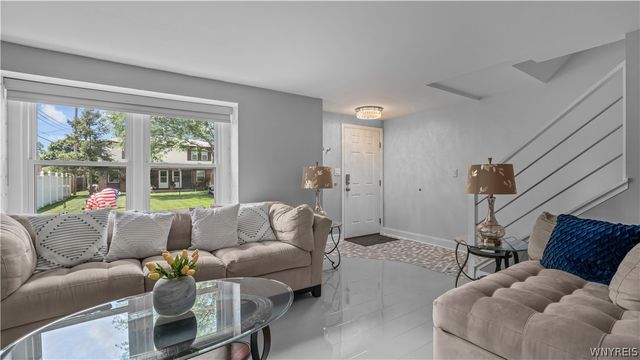 25 Villa Park, Cheektowaga, NY 14227