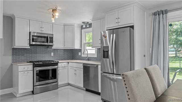 25 Villa Park, Cheektowaga, NY 14227