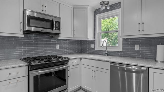 25 Villa Park, Cheektowaga, NY 14227
