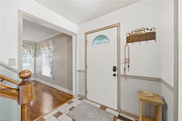 625 Brandywine DR, Newport News, VA 23602
