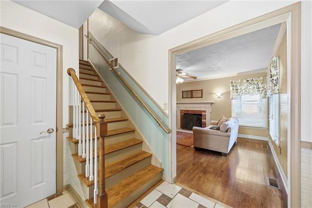 625 Brandywine DR, Newport News, VA 23602